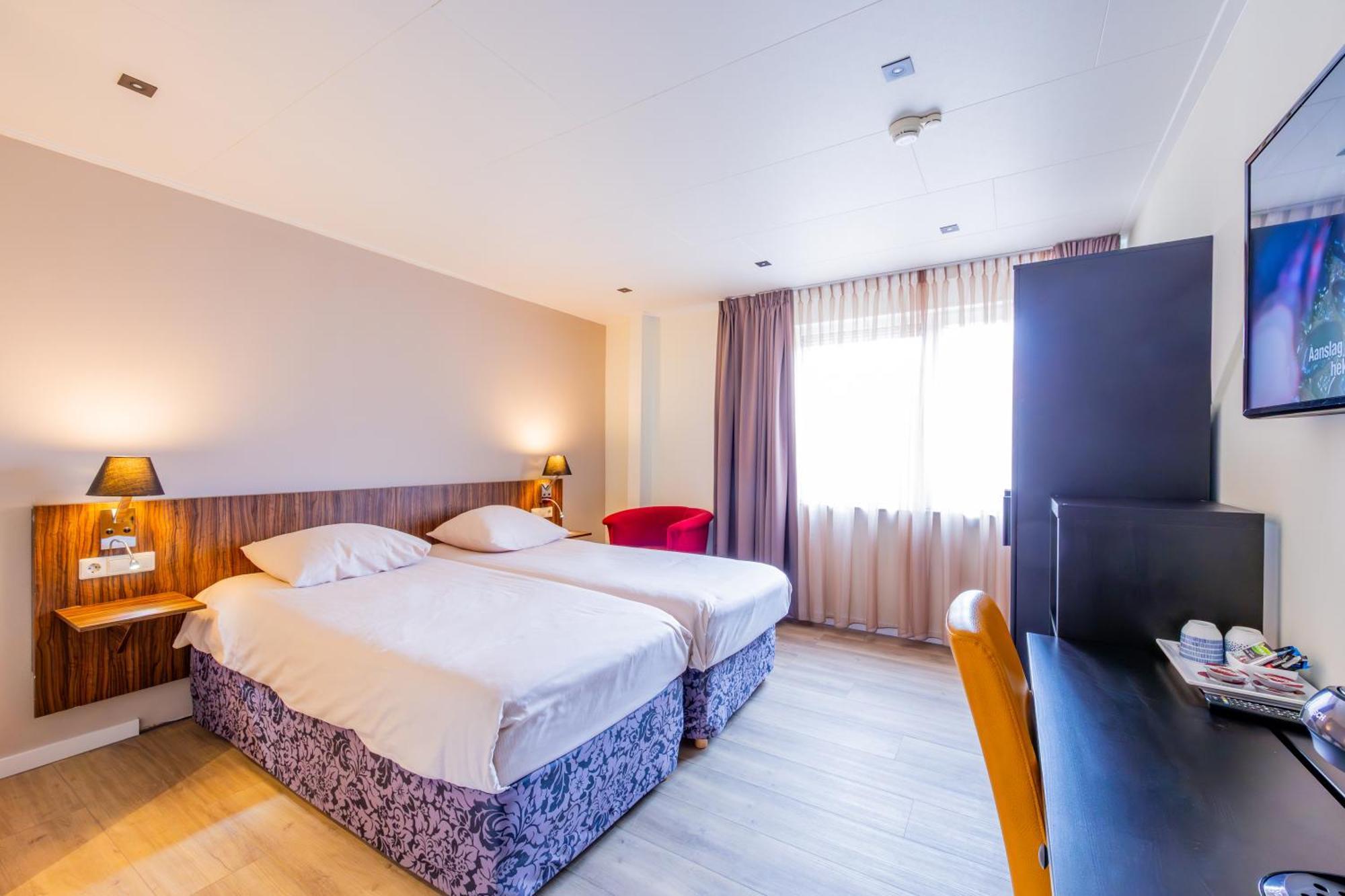Best Western Plus Hotel Restaurant Aduard Bagian luar foto
