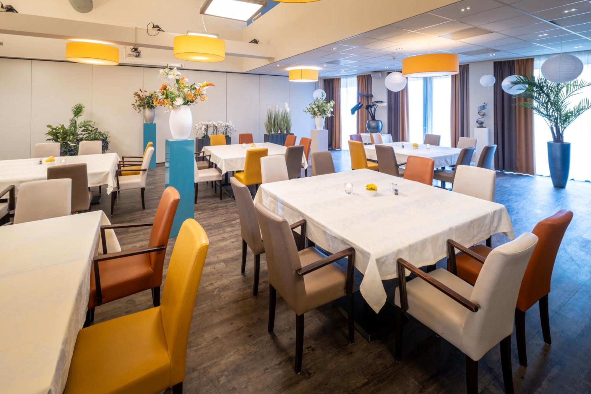 Best Western Plus Hotel Restaurant Aduard Bagian luar foto