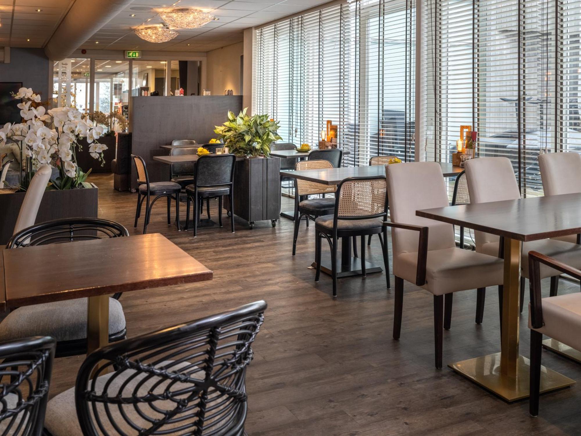 Best Western Plus Hotel Restaurant Aduard Bagian luar foto